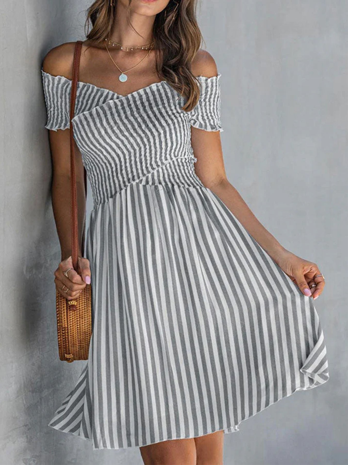 813123036-21
